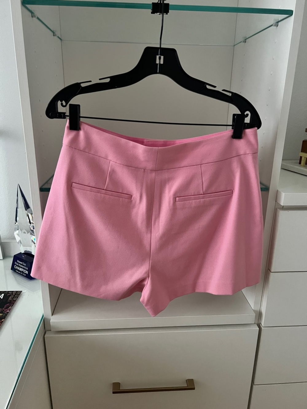Alice + Olivia Women's Pink High-Waist Dylan Shorts - Picture 6 of 7